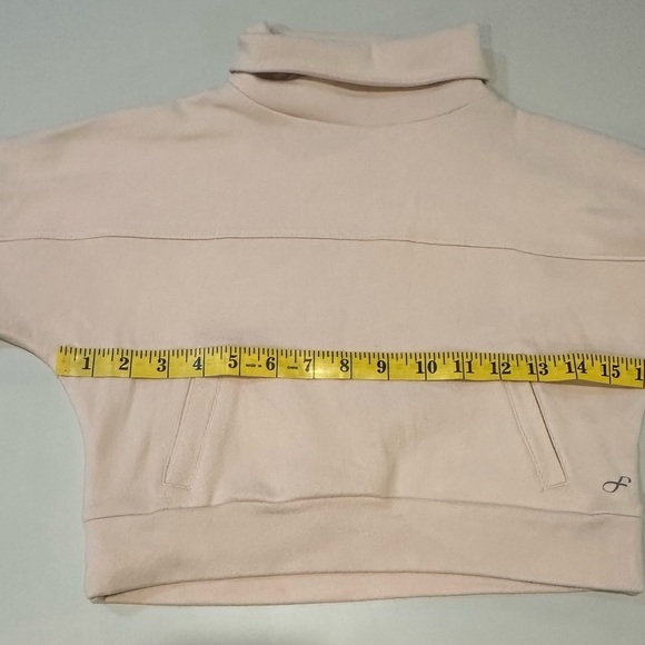 Freely Pink Cropped Turtleneck Sweatshirt Size Small - Picture 5 of 5